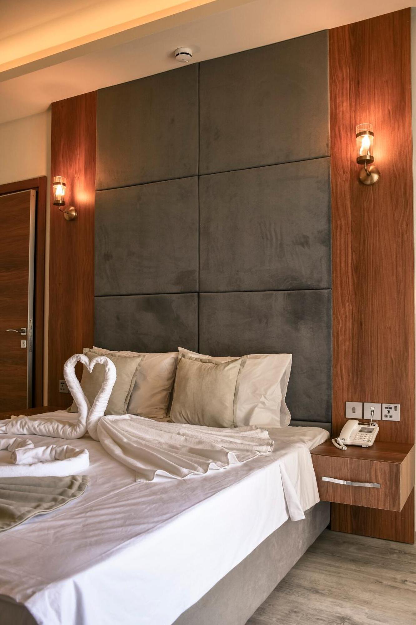 Mimoza Beach Hotel Agios Sergios Zewnętrze zdjęcie