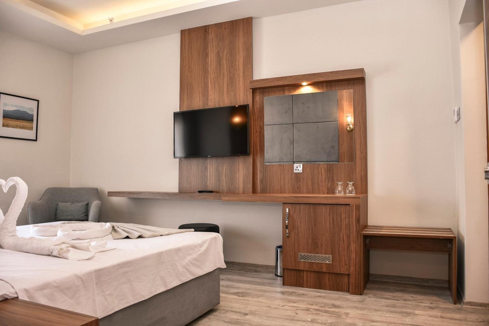 Mimoza Beach Hotel Agios Sergios Zewnętrze zdjęcie