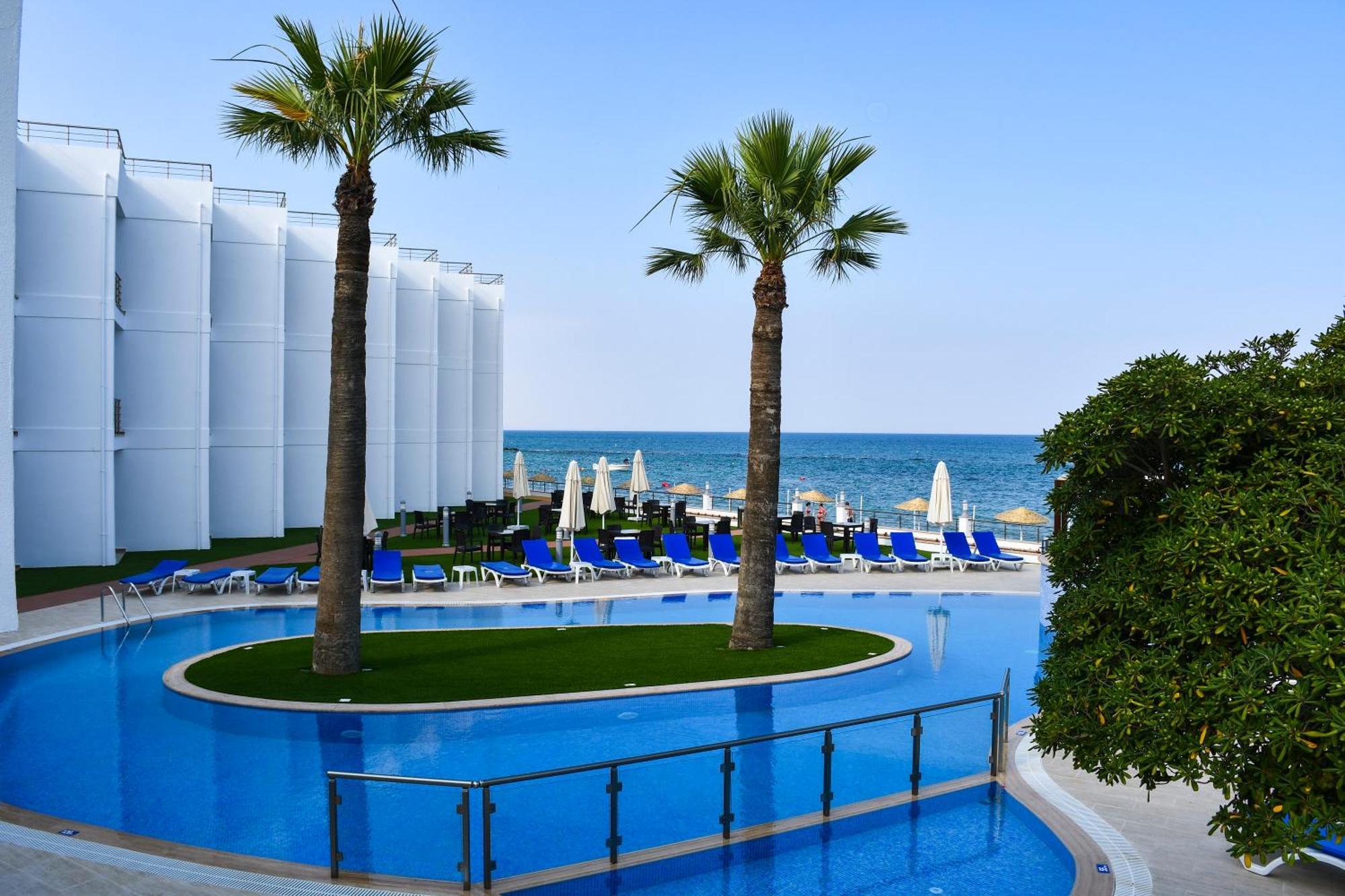 Mimoza Beach Hotel Agios Sergios Zewnętrze zdjęcie